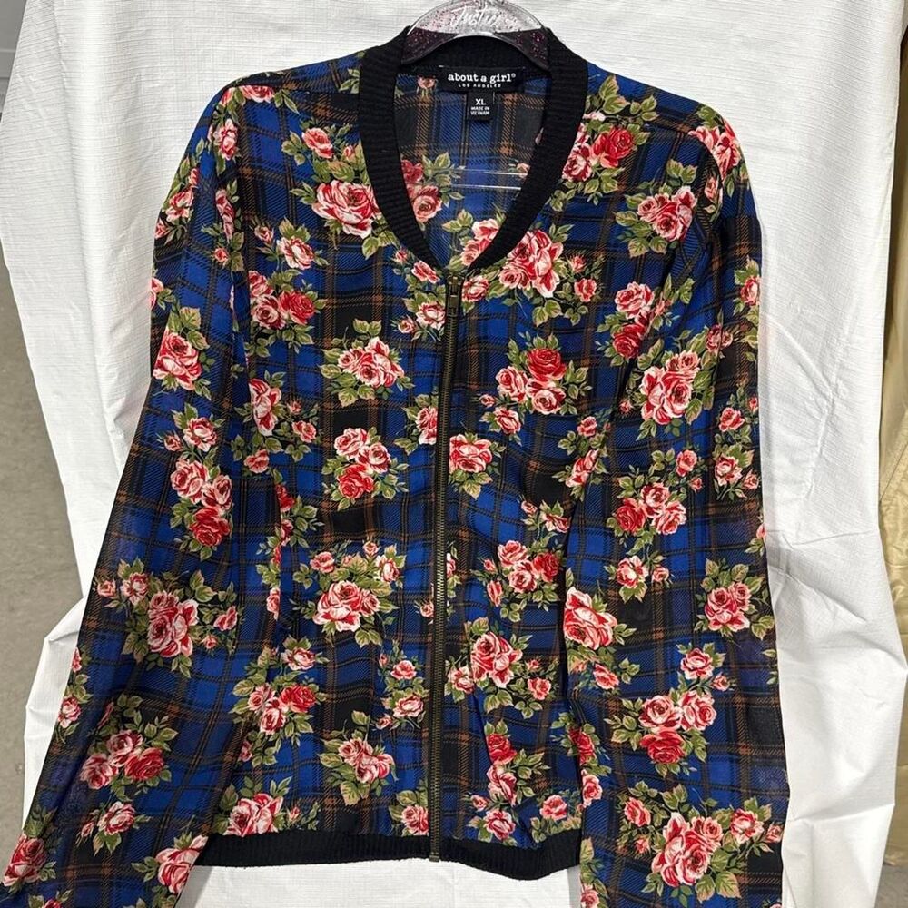 About A Girl Women's Sheer Jacket